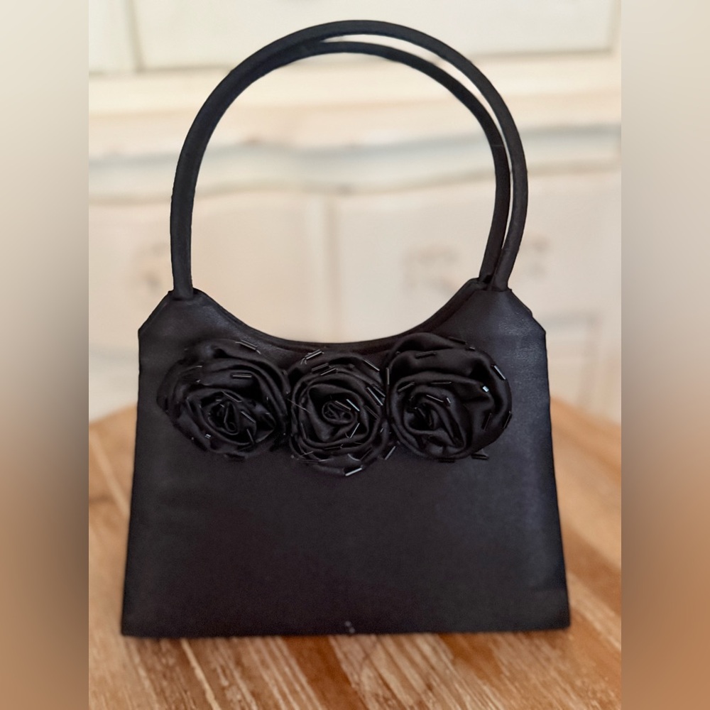 British Home Store (BHS) VTG Black purse/evening bag with rosettes